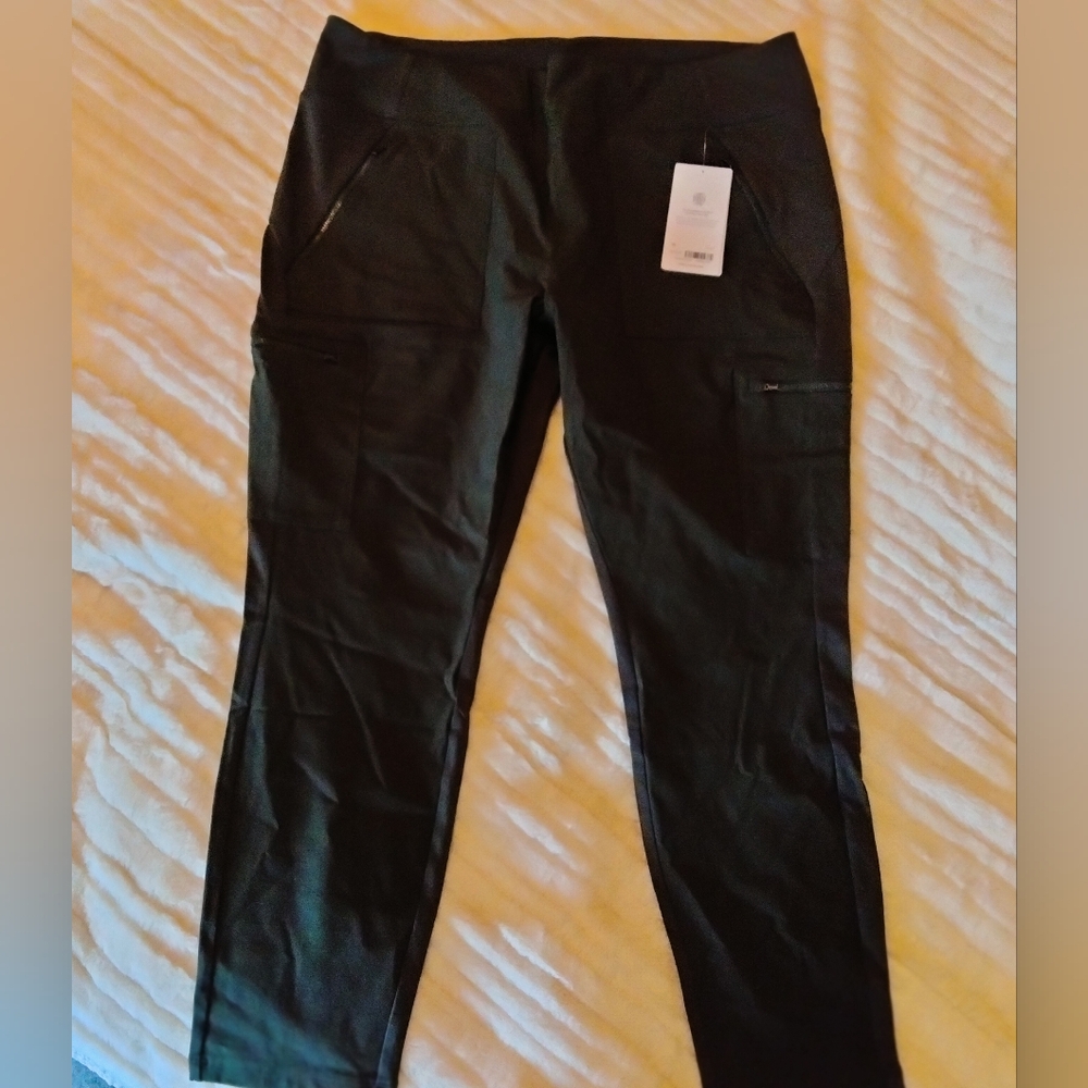 Athleta Headlands Hybrid High Rise Cargo Leggings NWT
